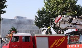 浙江服装厂接连关闭