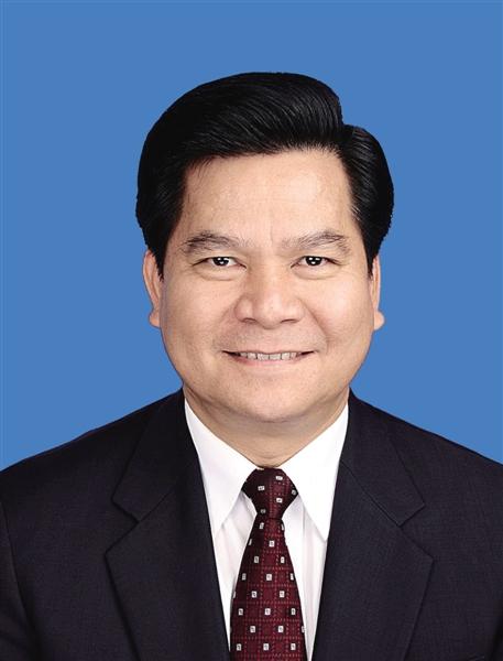 解放后历任内蒙古党委书记都有谁 内蒙古自治区现任党委书记